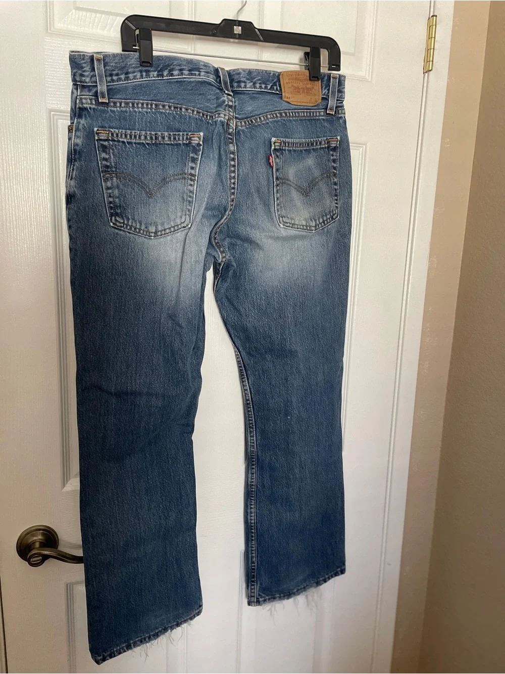 Levi’s Men’s Classic Blue Straight-Leg Jeans
